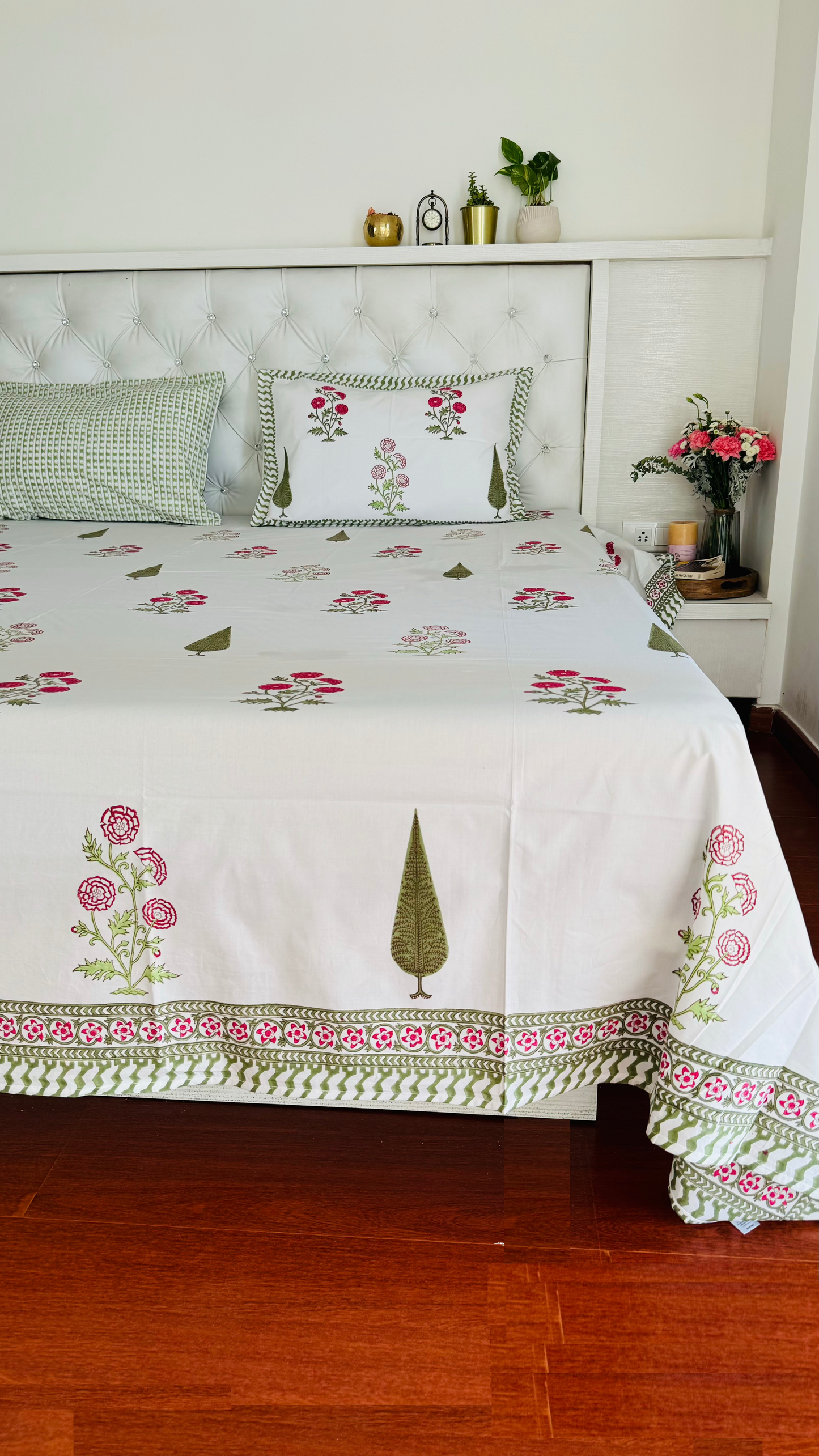 Scarlet Vine Handblock Print Pure Percale Cotton Bedsheet