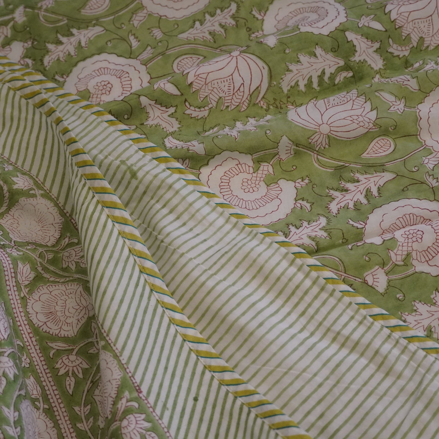 Amoda Handblock Print Pure Mul Cotton Dohar