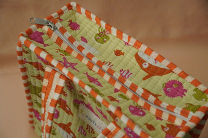 Quilted Lunch Bag with Zip