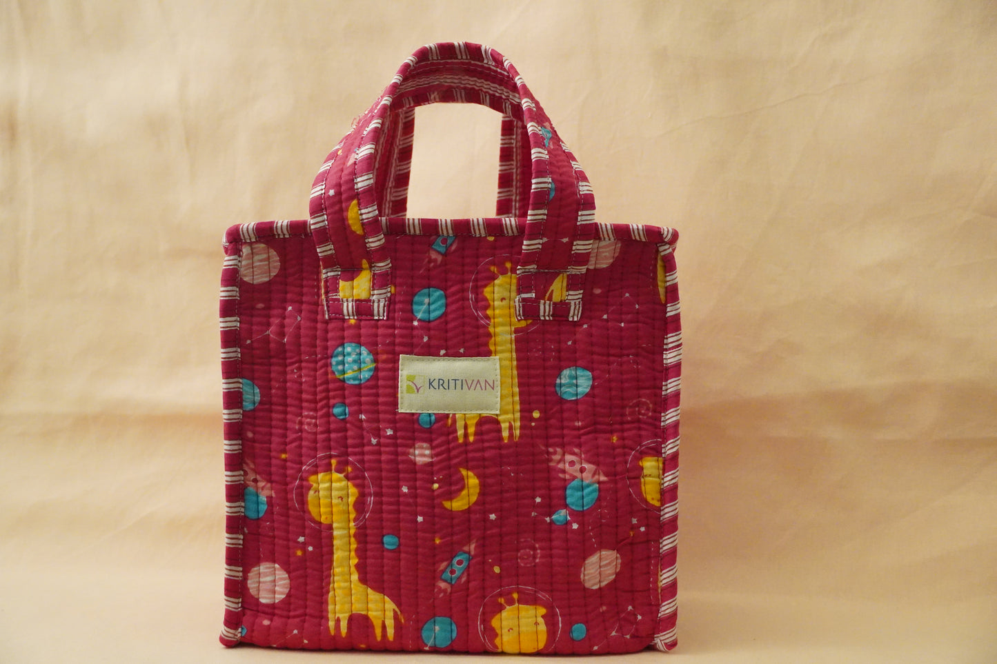 Quilted Lunch Bag with Zip